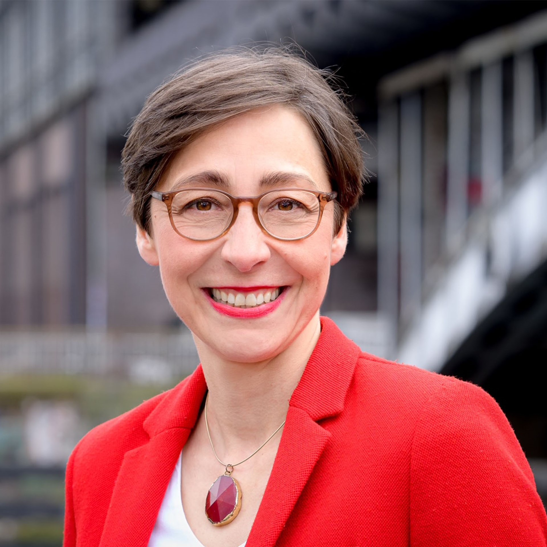 Dr. Anna-Maria Pedron