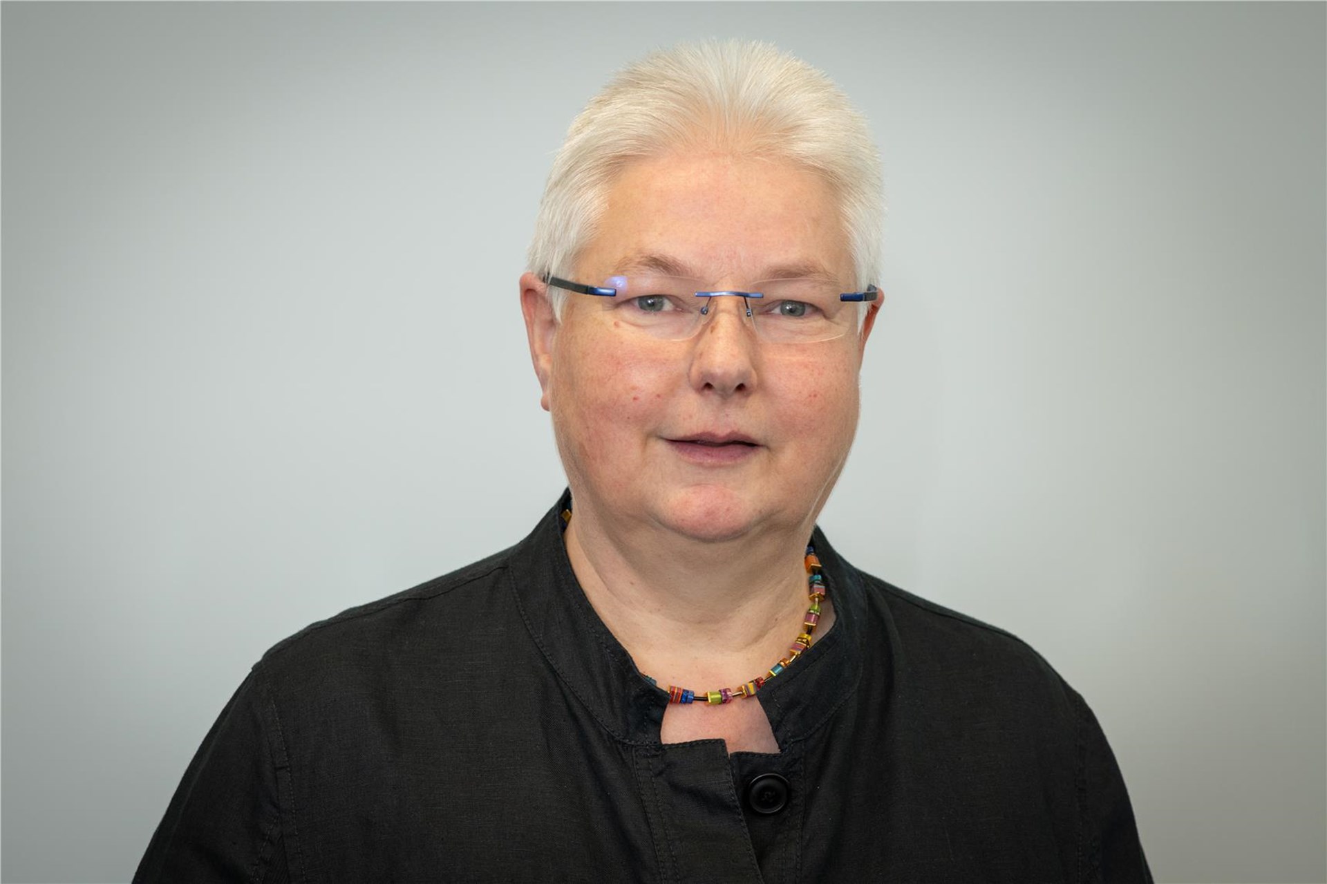 Dr. Elke Groß